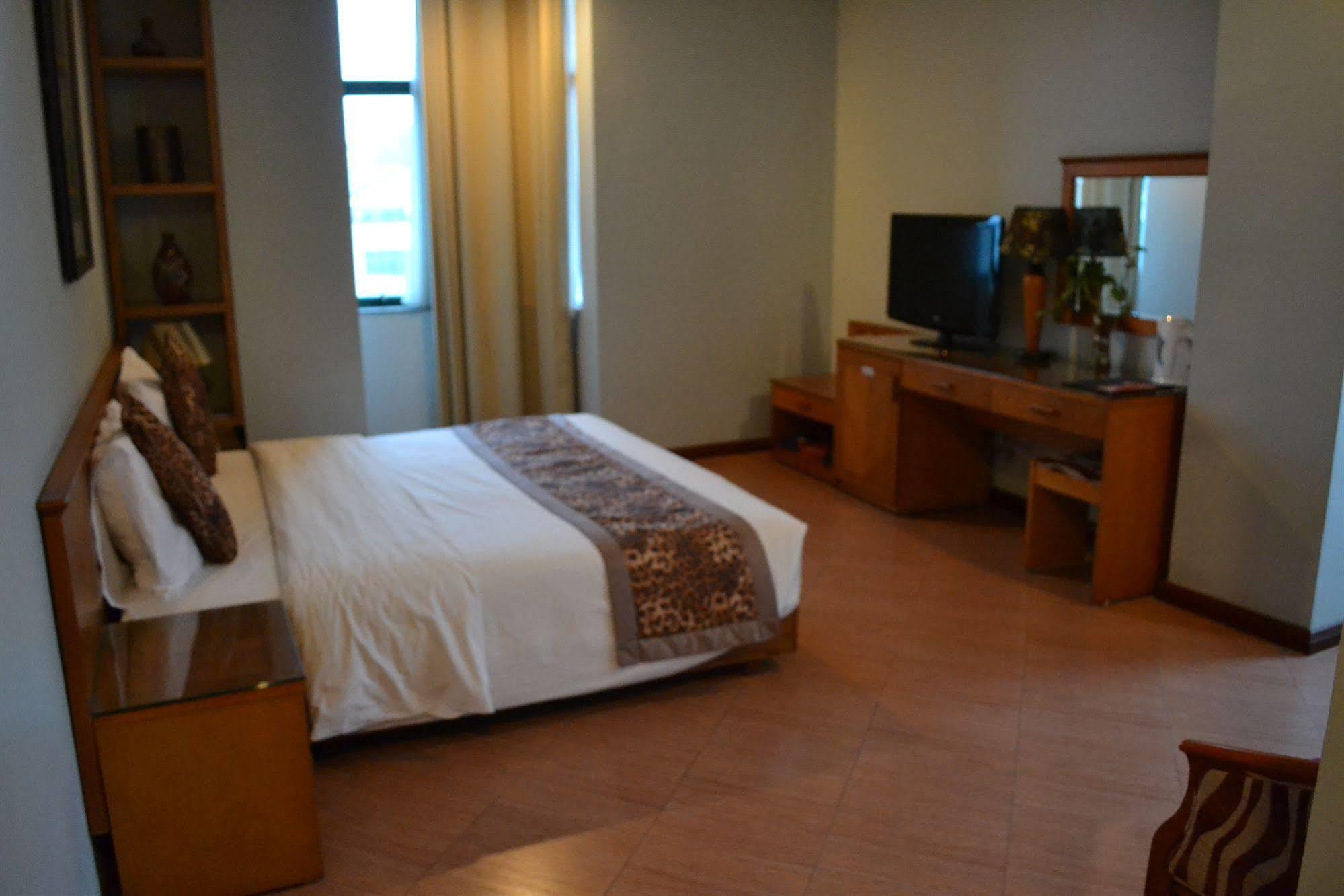 City Bay Hotel Ha Long Exterior photo